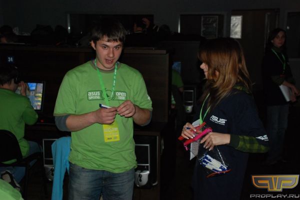 ������� ����� �� ASUS