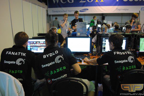 ������ Empire: Fanat1k, Bydlo � Frostee