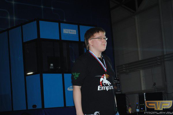 1 ����� SC2 - Happy