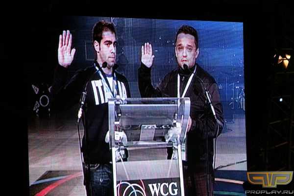 �������!